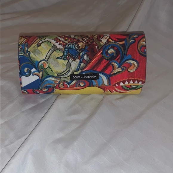 Dolce & Gabbana Sunglasses - Picture 2 of 6